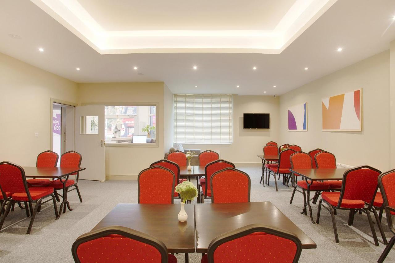 Civic Hotel Χάνσλοου Εξωτερικό φωτογραφία